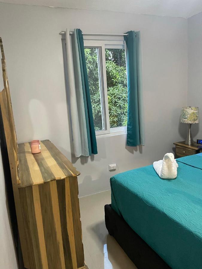 Jamrock Suites Kingston Kültér fotó