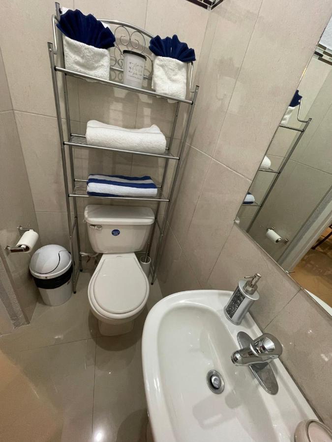Jamrock Suites Kingston Kültér fotó